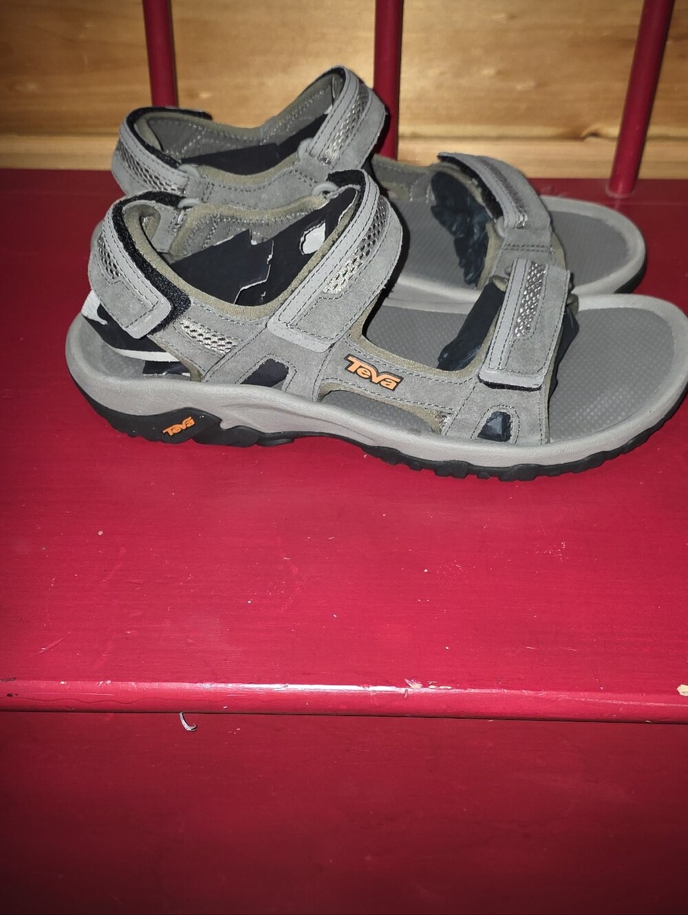 Men's Size 10 TEVA sandals